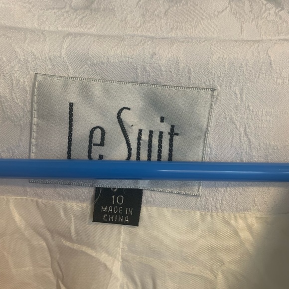 Le Suit women’s white 2 piece skirt suit scalloped trim size 10 - Picture 4 of 9